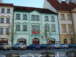 W tym budynku był Hotel Bila Róże, gdzie nocowali zawodnicy rajdowi, jeśli dostali pokój i gdzie bylo biuro rajdu...