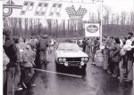 Renault 17 Gordini załogi: Jean-Luc Therier / Christian Delferrier na starcie rajdu ,,PRESS ON REGARDLESS" w USA