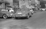 Uszkodzone Porsche Sobiesława Zasady przed PKC
